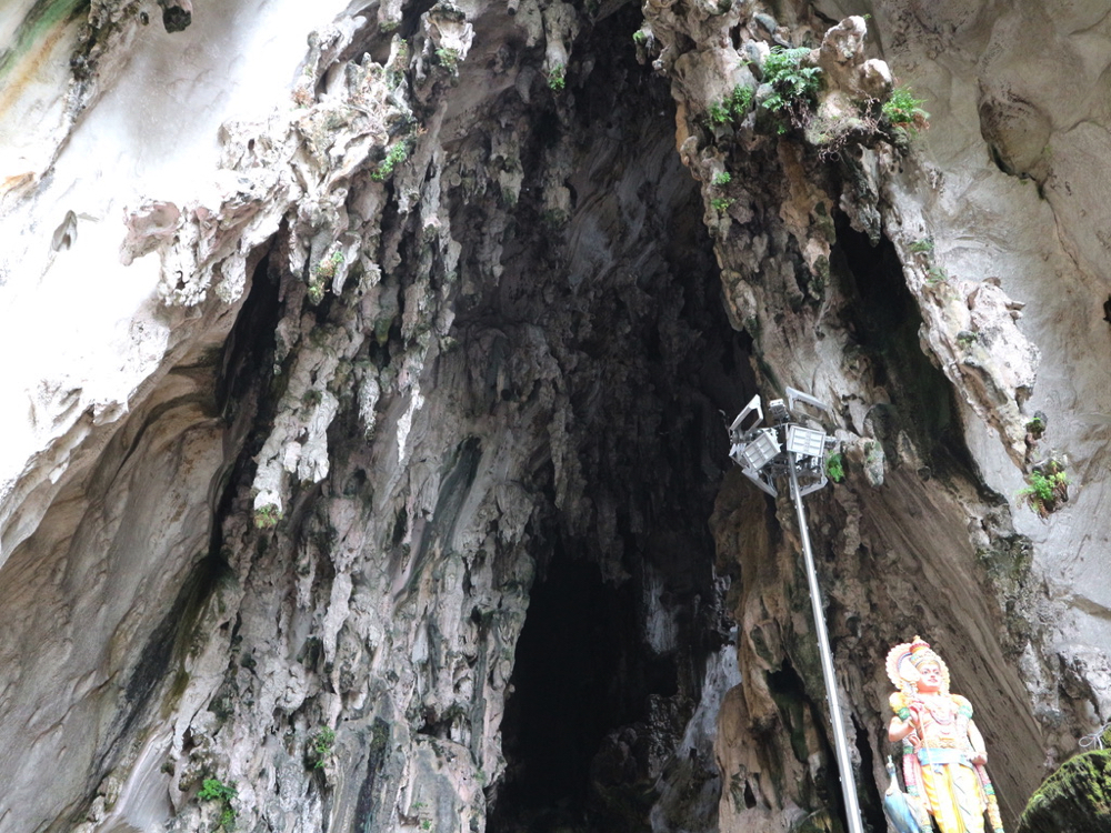 バトゥ洞窟入り口